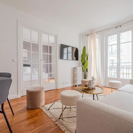 Apartment Flat In Near Sacre Coeur