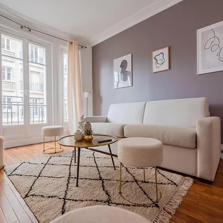 Flat In Near Sacre Coeur Parijs